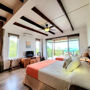 Semilla Boutique Puerto Ayora (Galapagos Islands)