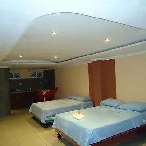 Hostaling Guayaquil Mercedes